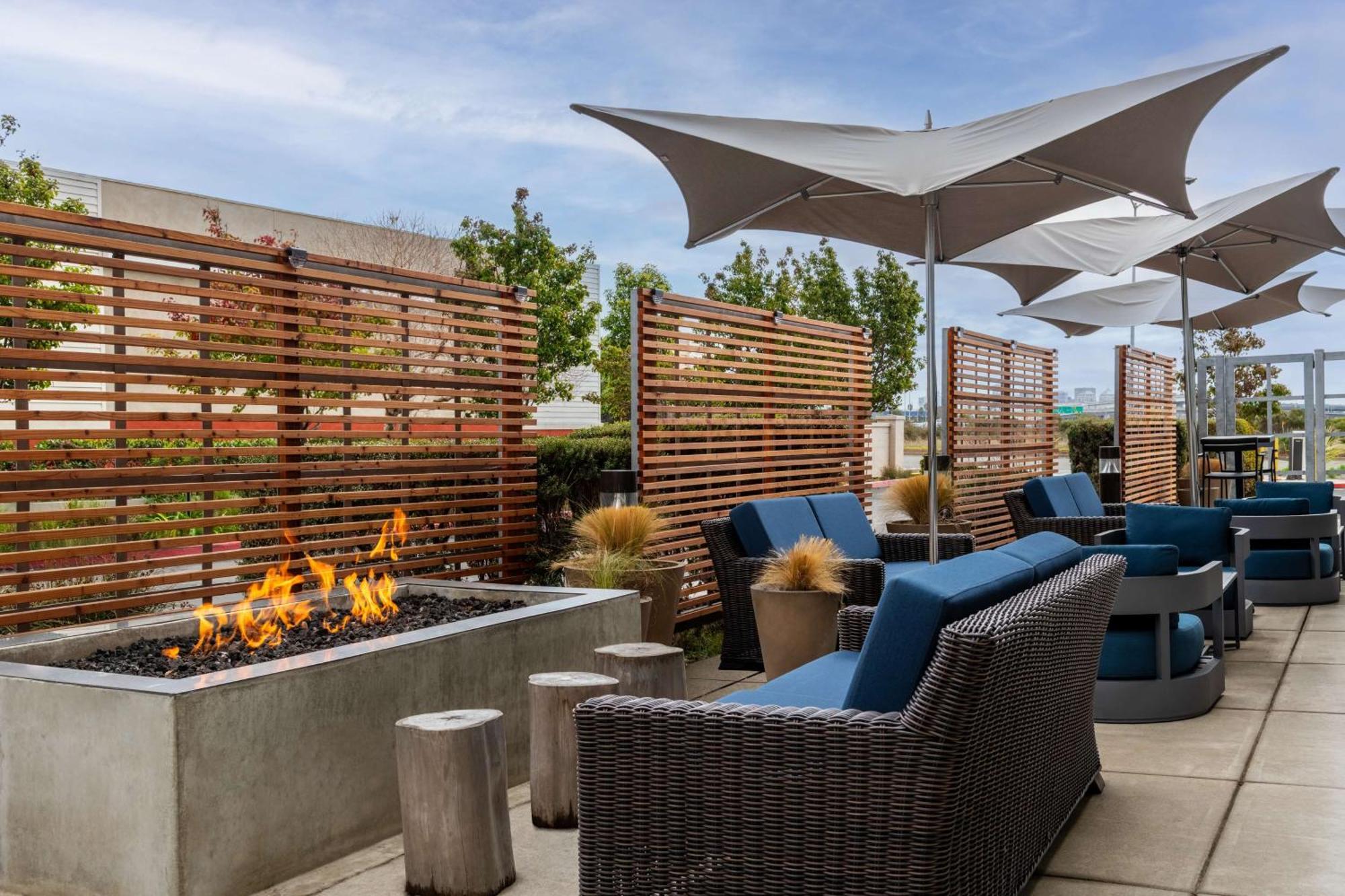 Hilton Garden Inn San Francisco/Oakland Bay Bridge Emeryville Exterior foto